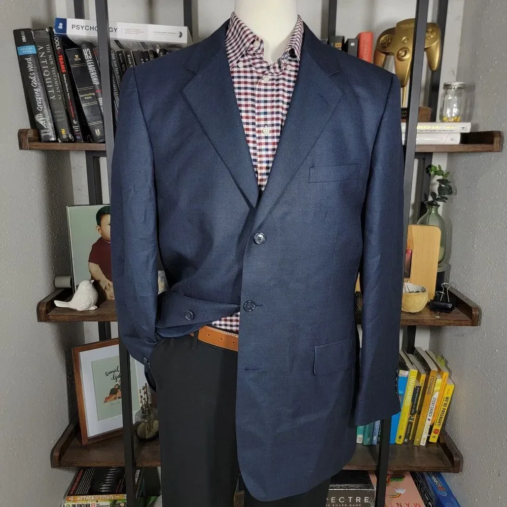 JOS A BANK Men's Sport Coat Blazer Three Button Navy Blue Silk Wool Ramie Sz 44L